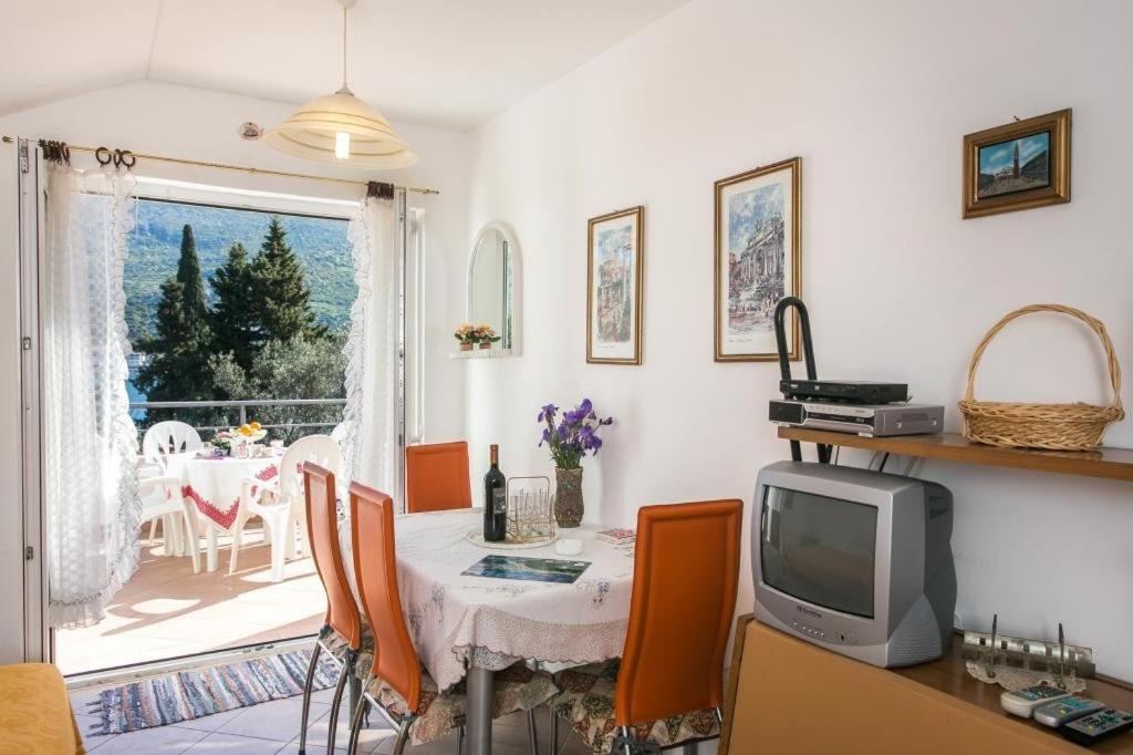 Apartments Tramonto Затон Экстерьер фото